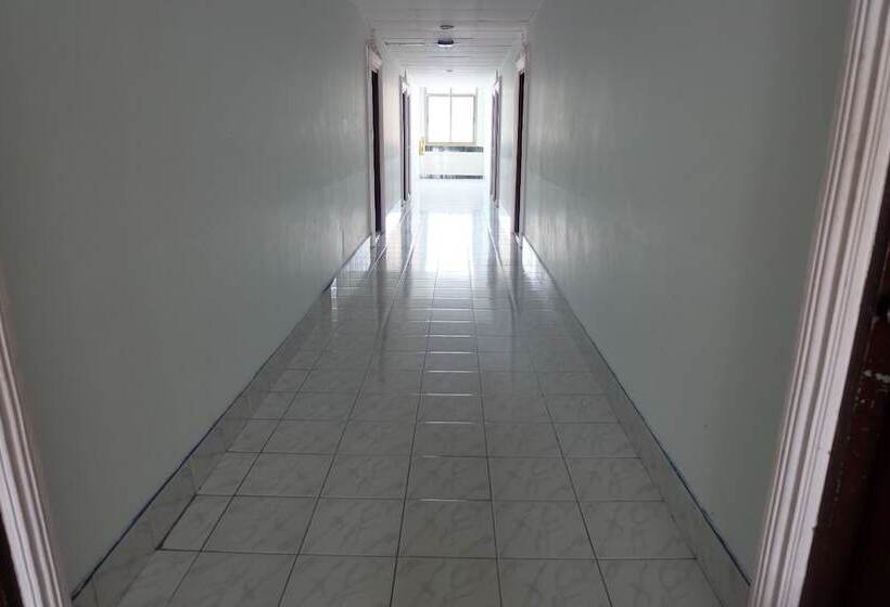 فندق Satit Padang