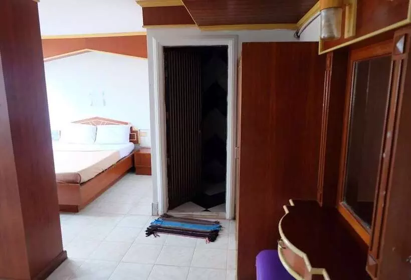 Hotelli Satit Padang