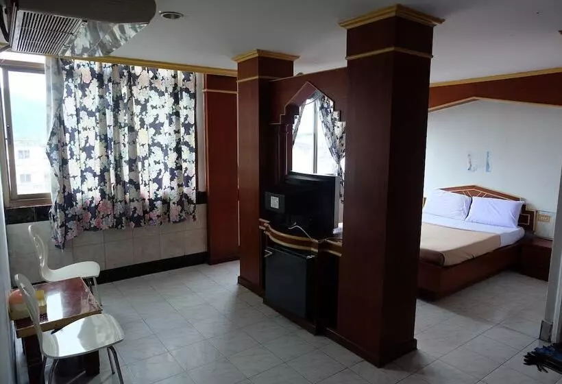 Hotelli Satit Padang