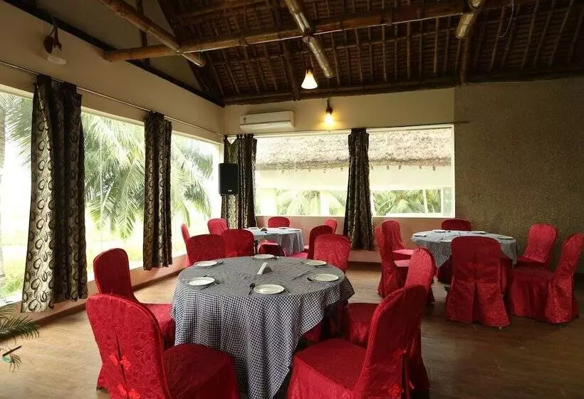 Hotelli Sterling Palavelli Godavari