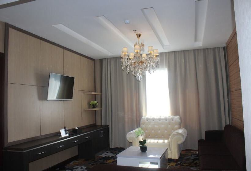 ホテル Sutan Raja Kotamobagu