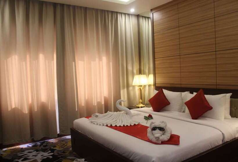 ホテル Sutan Raja Kotamobagu