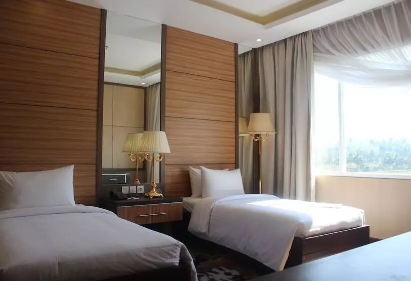 Hotelli Sutan Raja Kotamobagu