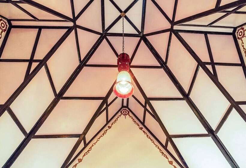 酒店 Chateau Garli