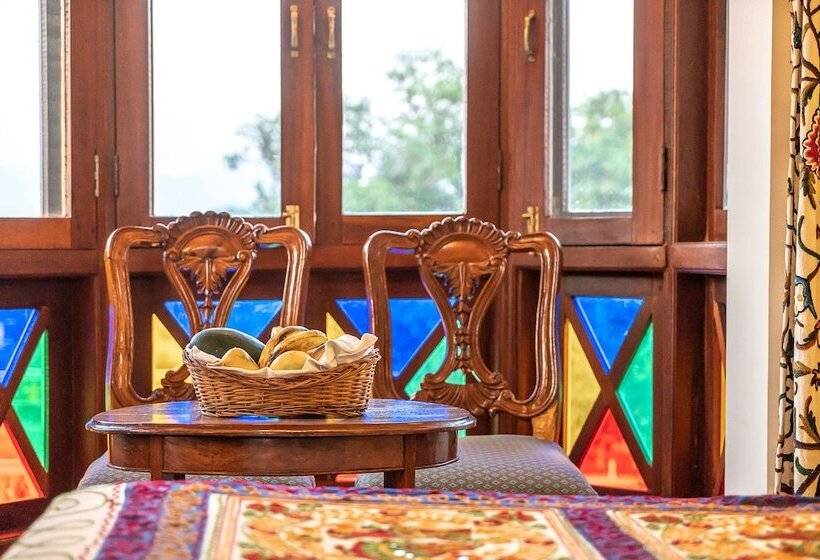 酒店 Chateau Garli