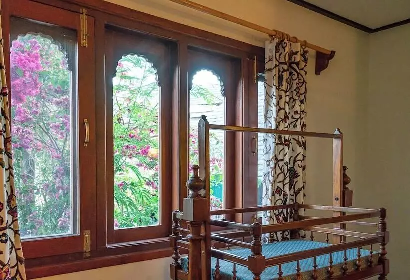 ホテル Chateau Garli