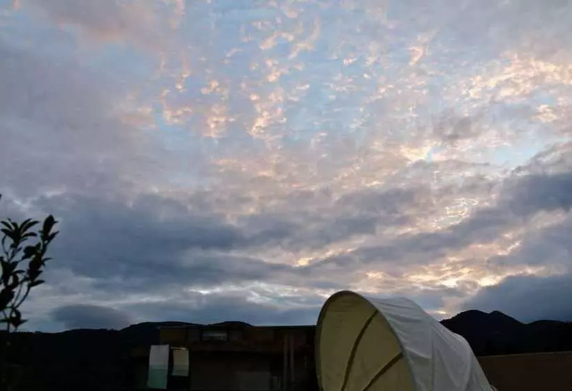 Hotelli The Twelve Manor•terraces Lodge