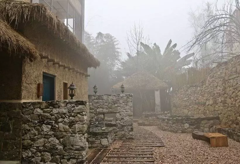 Hotelli The Twelve Manor•terraces Lodge