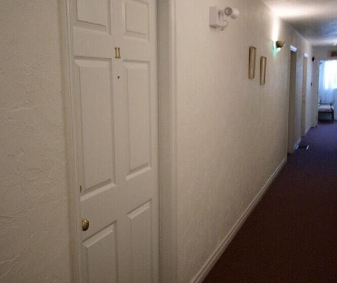 汽车旅馆 Shepody Bay Inn