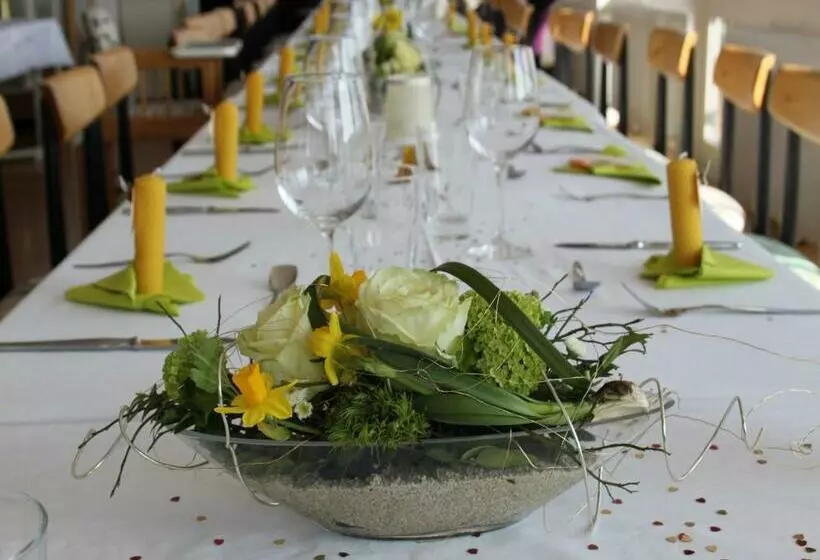 Majatalo Café Pfaus Heidburg