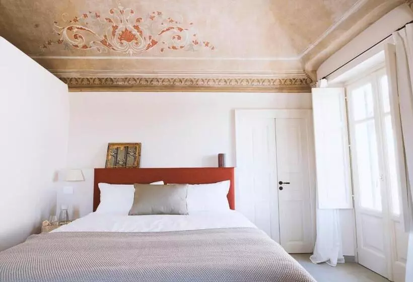 ペンション Moonfra