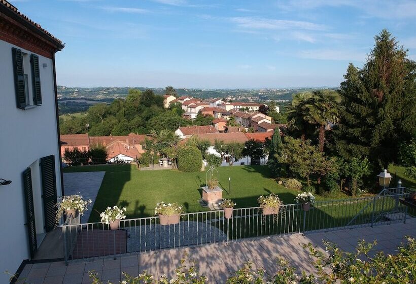 ペンション Moonfra