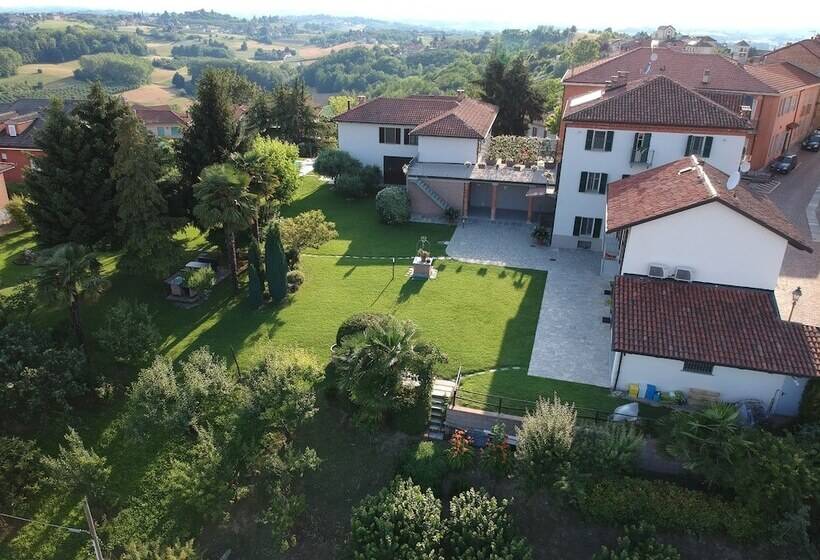 ペンション Moonfra