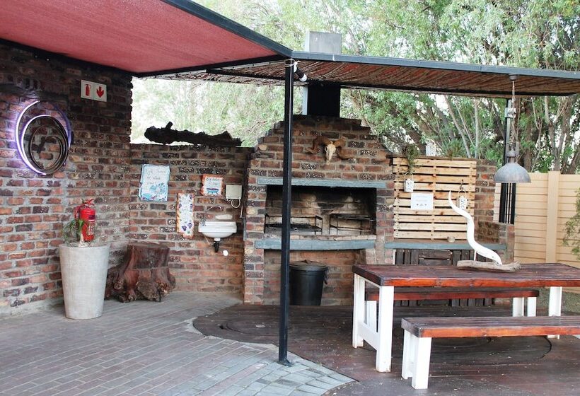 بنسيون Potties Guesthouse