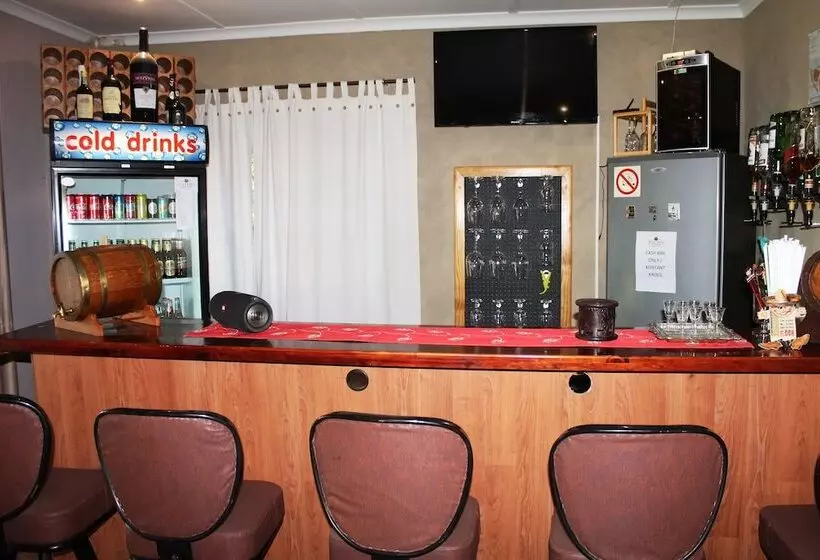 Majatalo Potties Guesthouse