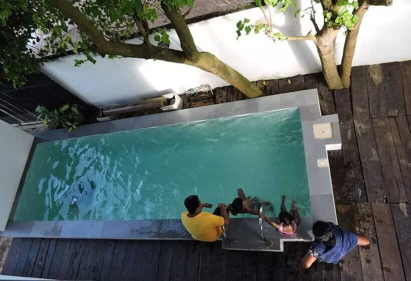 ペンション Wild Sands Beach Villa