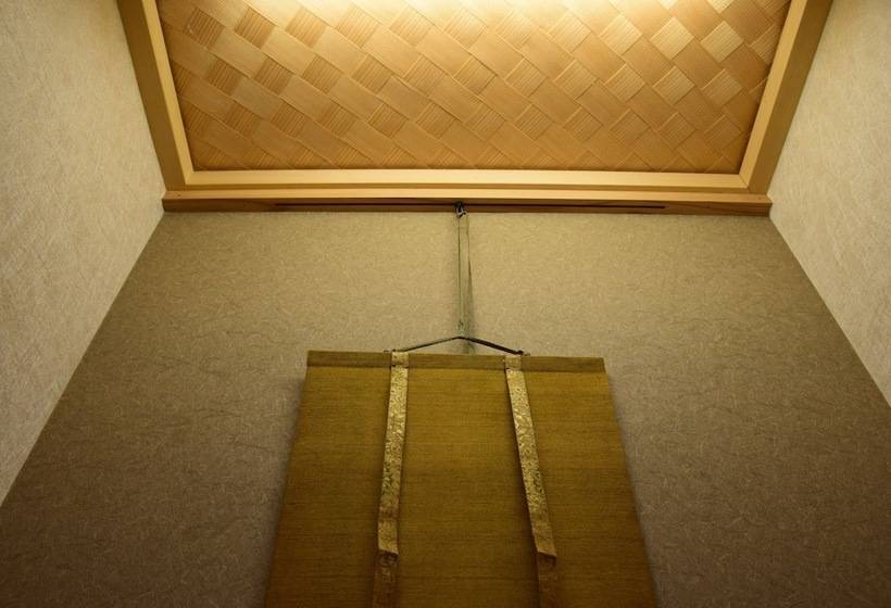 Рёкан Japanese Style Hotel Fukurou Tei