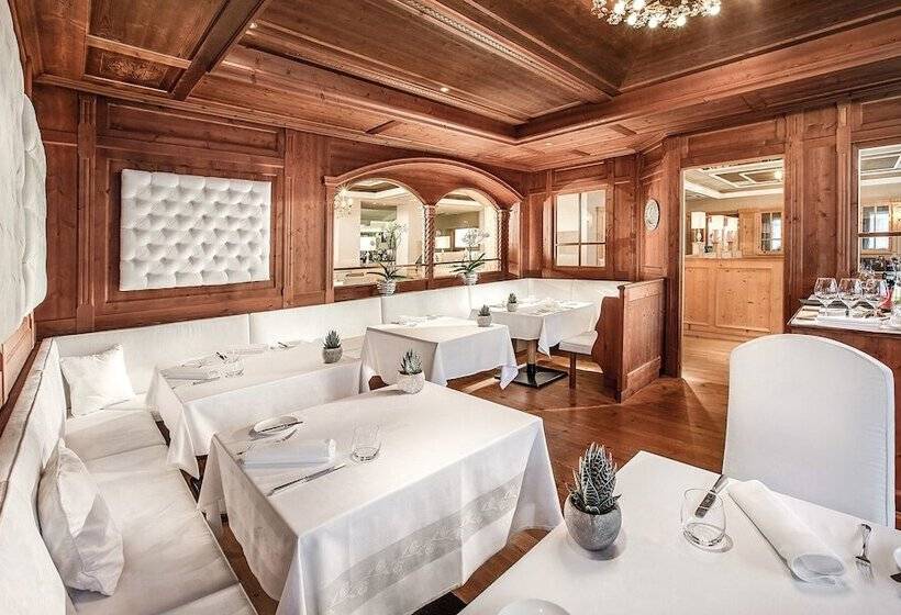 Gardena Grödnerhof   Hotel & Spa