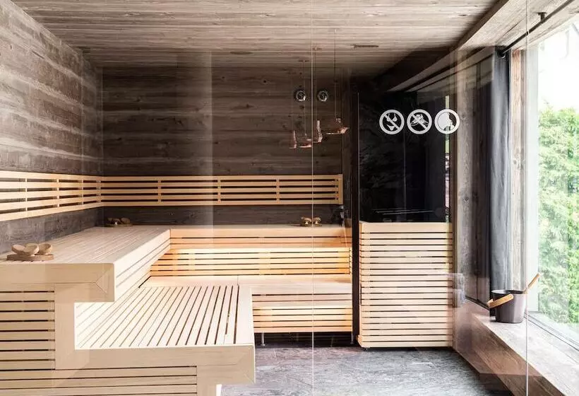 Gardena Grödnerhof Hotel & Spa