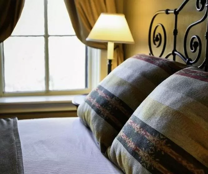 Отель Grand Union