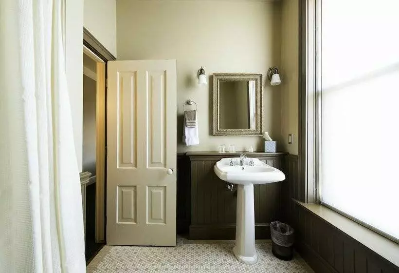 Отель Grand Union