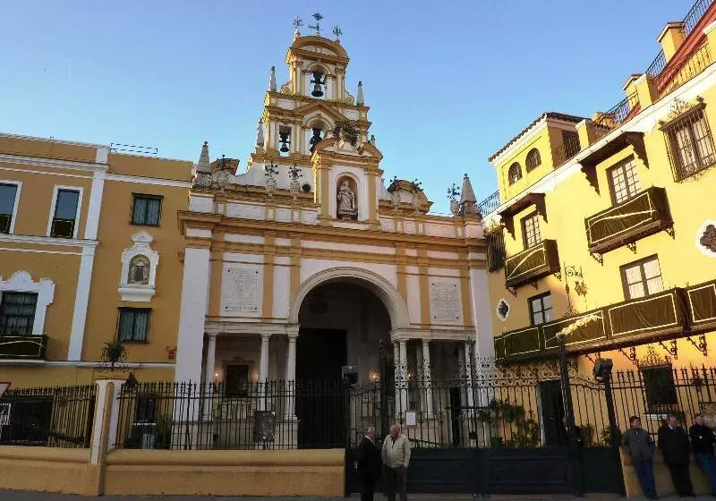 هتل Alcoba Del Rey De Sevilla
