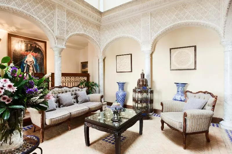 هتل Alcoba Del Rey De Sevilla