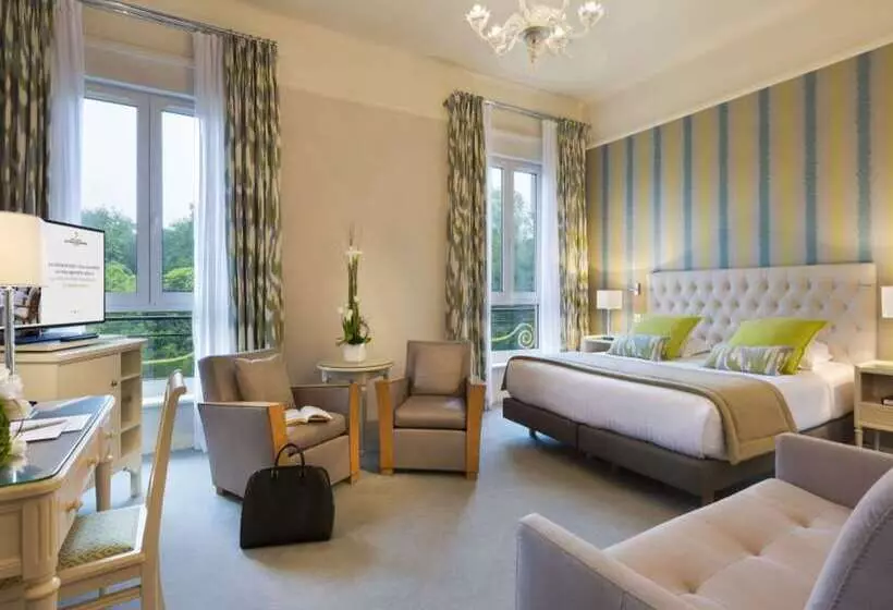 호텔 Barriere Le Westminster