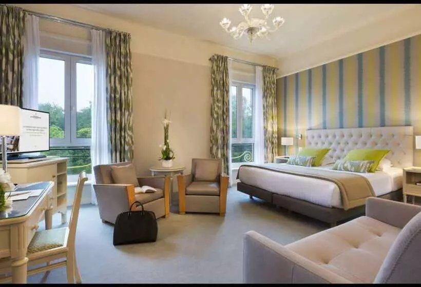 호텔 Barriere Le Westminster