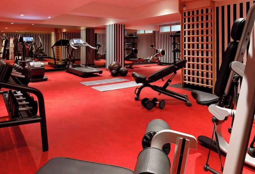 בית מלון כפרי Barriere Le Westminster