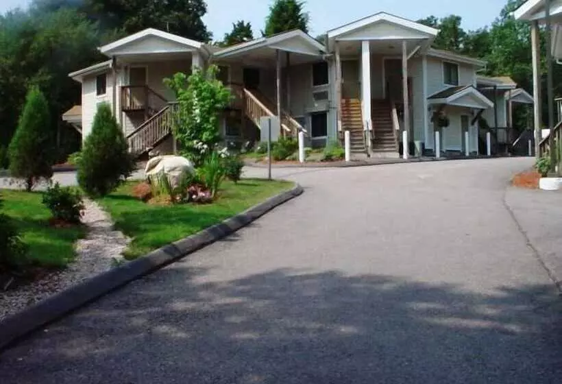 هتل Cedar Park Inn