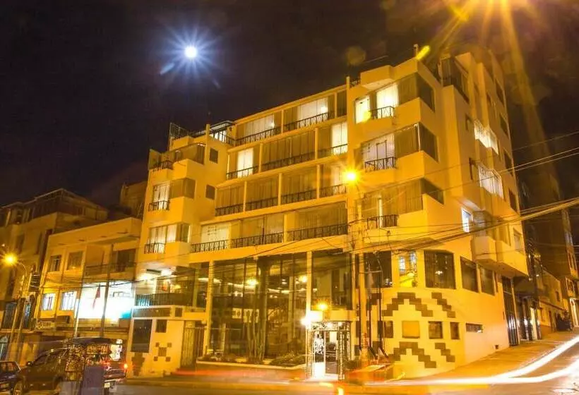 هتل Conde De Lemos