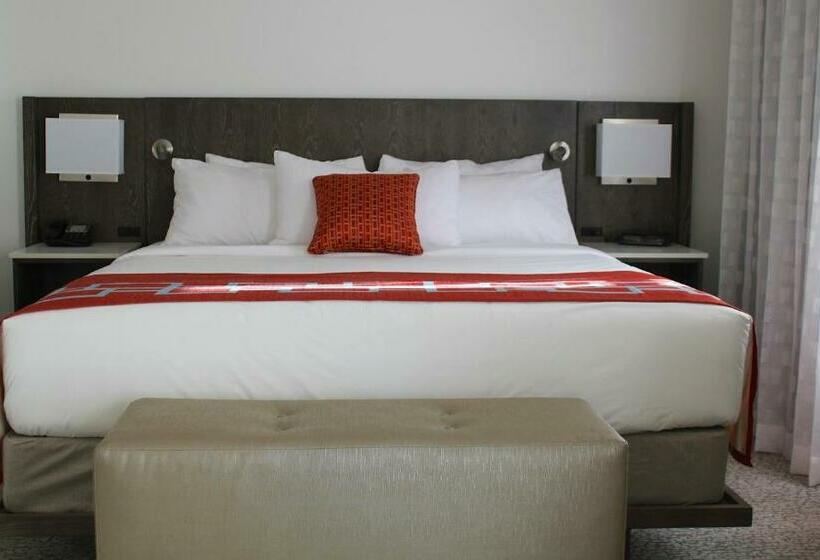 בית מלון כפרי Corporate Inn Sunnyvale All Suite