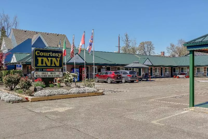 Отель Courtesy Inn Downtown Eugene
