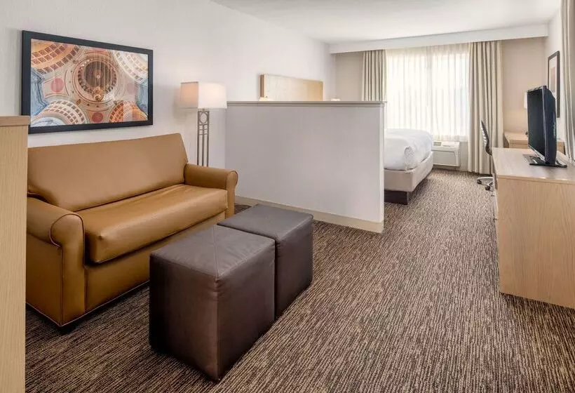 Doubletree By Hilton Hotel Olympia