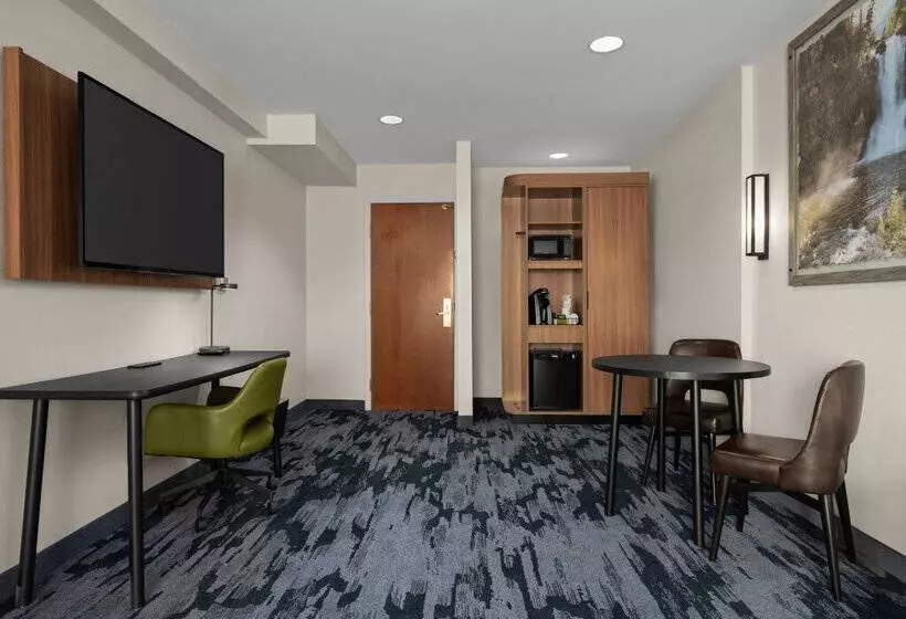 هتل Fairfield By Marriott Inn & Suites Helena North