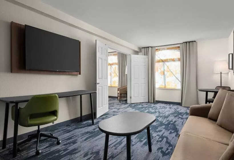 هتل Fairfield By Marriott Inn & Suites Helena North