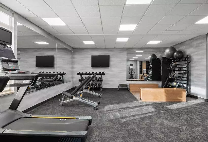 هتل Fairfield By Marriott Inn & Suites Helena North