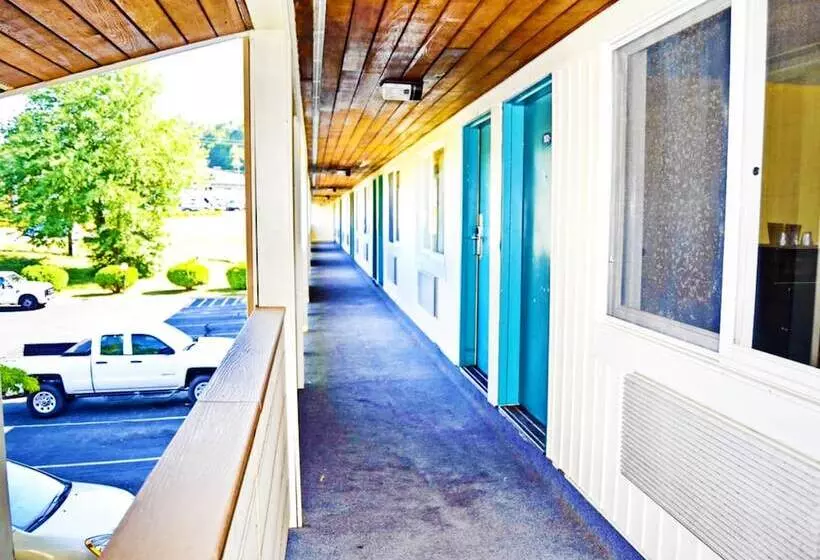 Отель Flagship Inn & Suites