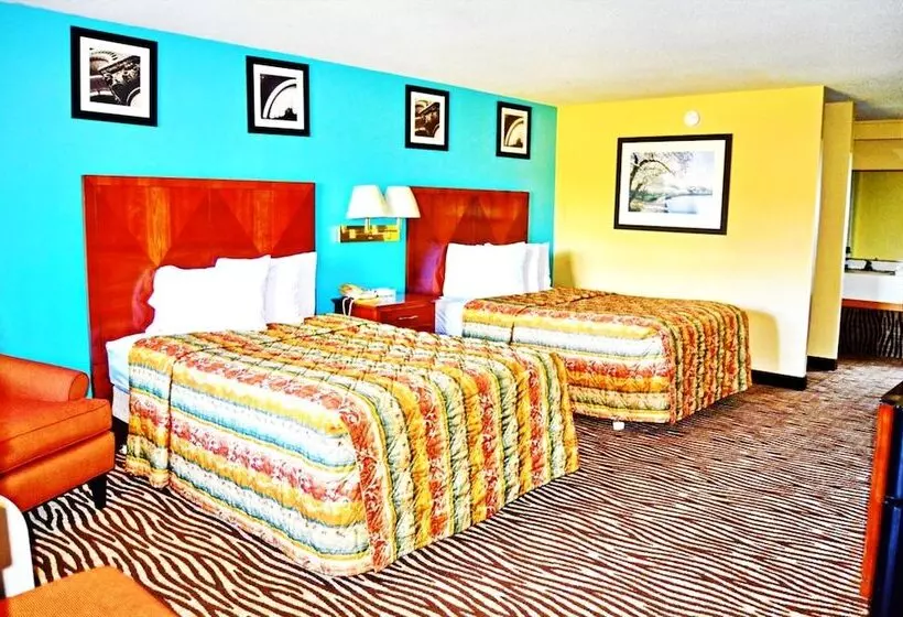 Отель Flagship Inn & Suites