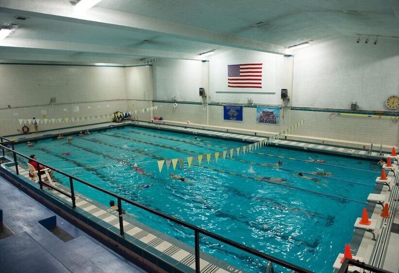 ホテル Flushing Ymca   Hostel