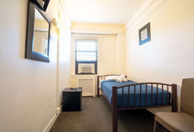 ホテル Flushing Ymca   Hostel