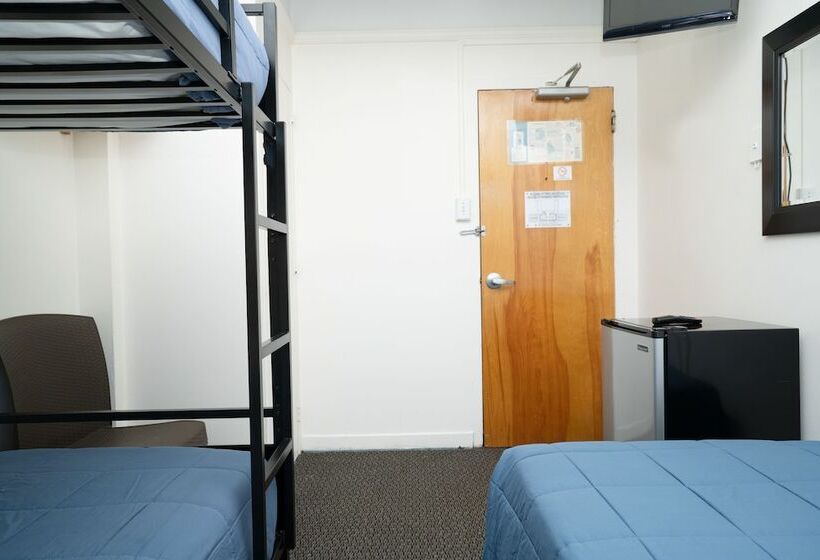 ホテル Flushing Ymca   Hostel