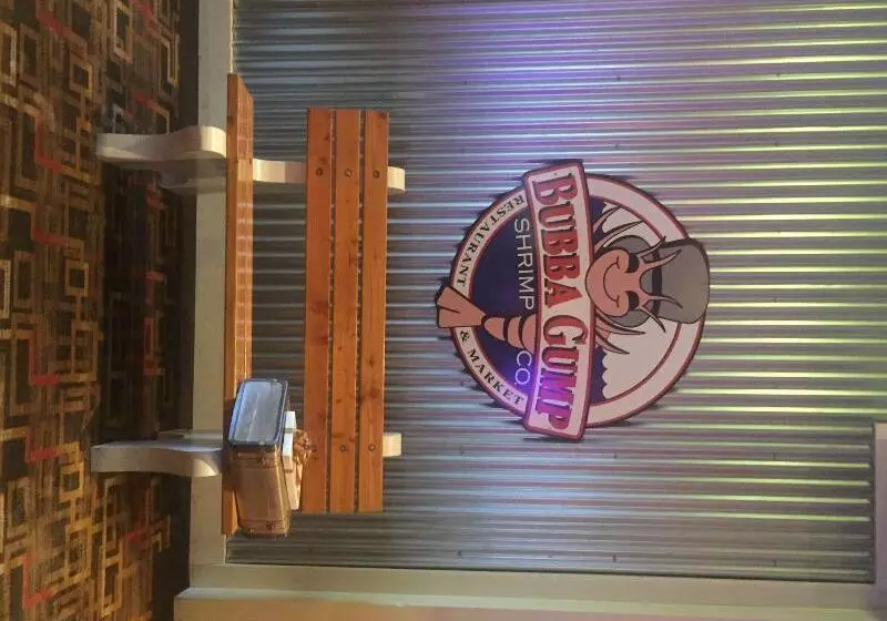 בית מלון כפרי Golden Nugget Biloxi