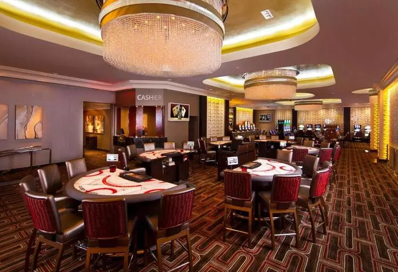 בית מלון כפרי Golden Nugget Biloxi