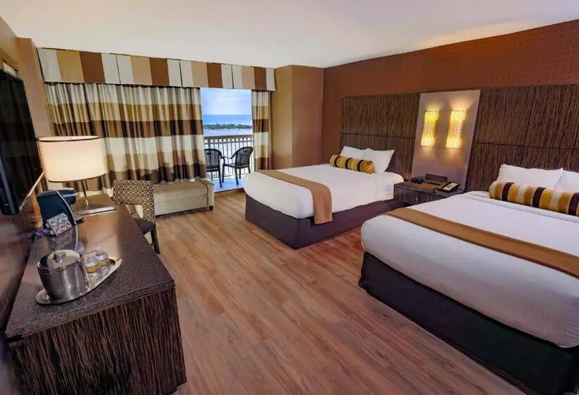 בית מלון כפרי Golden Nugget Biloxi