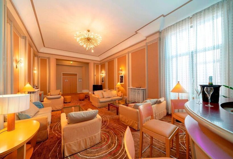 Отель Grand Hôtel Filippo Strasbourg Nord