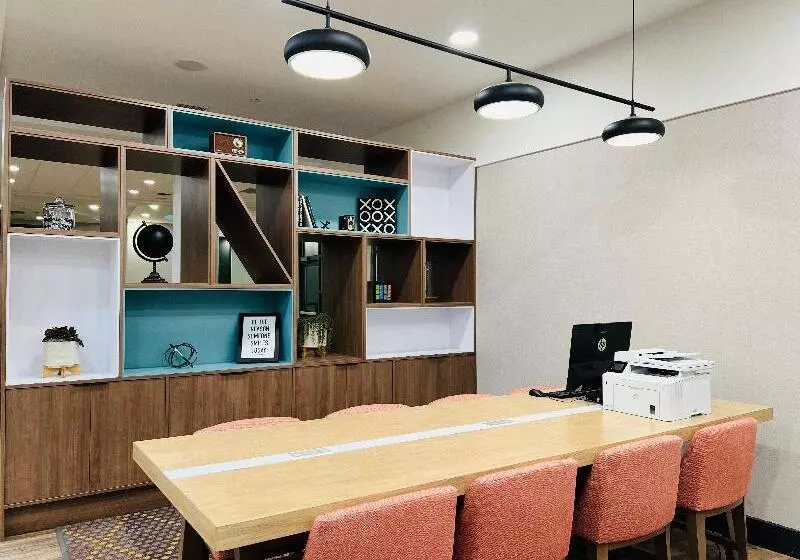 Hotel Holiday Inn Cincinnati Liberty Way, An Ihg