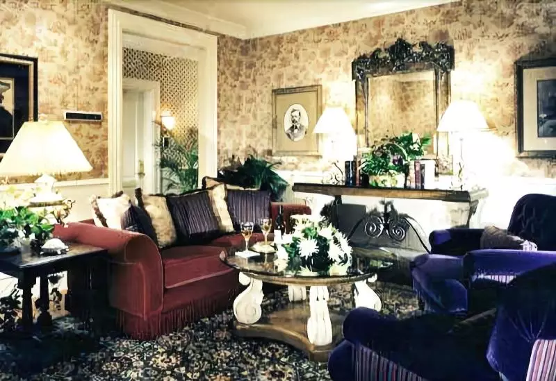 Отель Napa River Inn