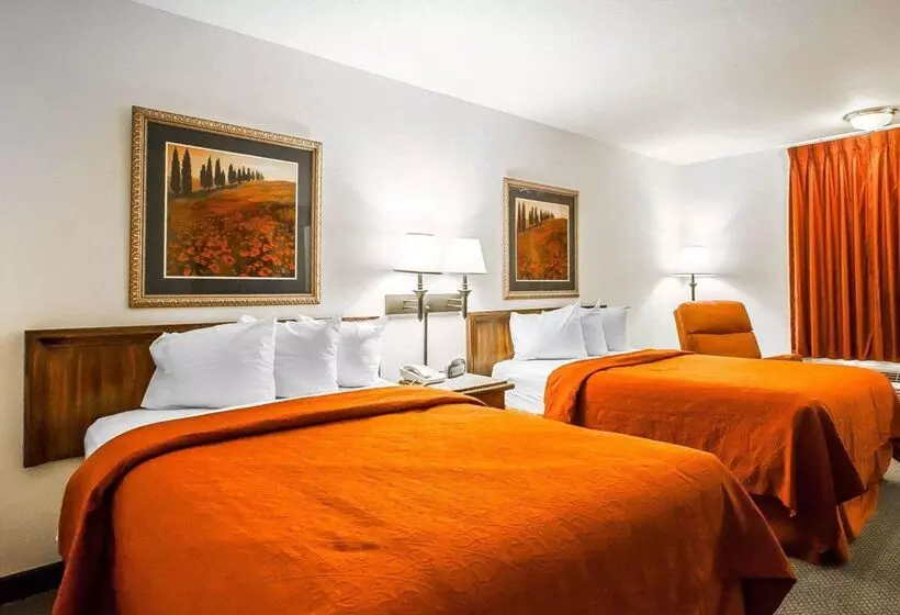 هتل Quality Inn & Suites North